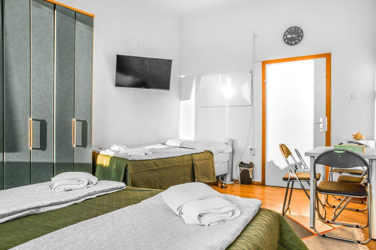 Joyful 2Br Shared Apt Near Millenium Tower & Danube River Vienne Extérieur photo