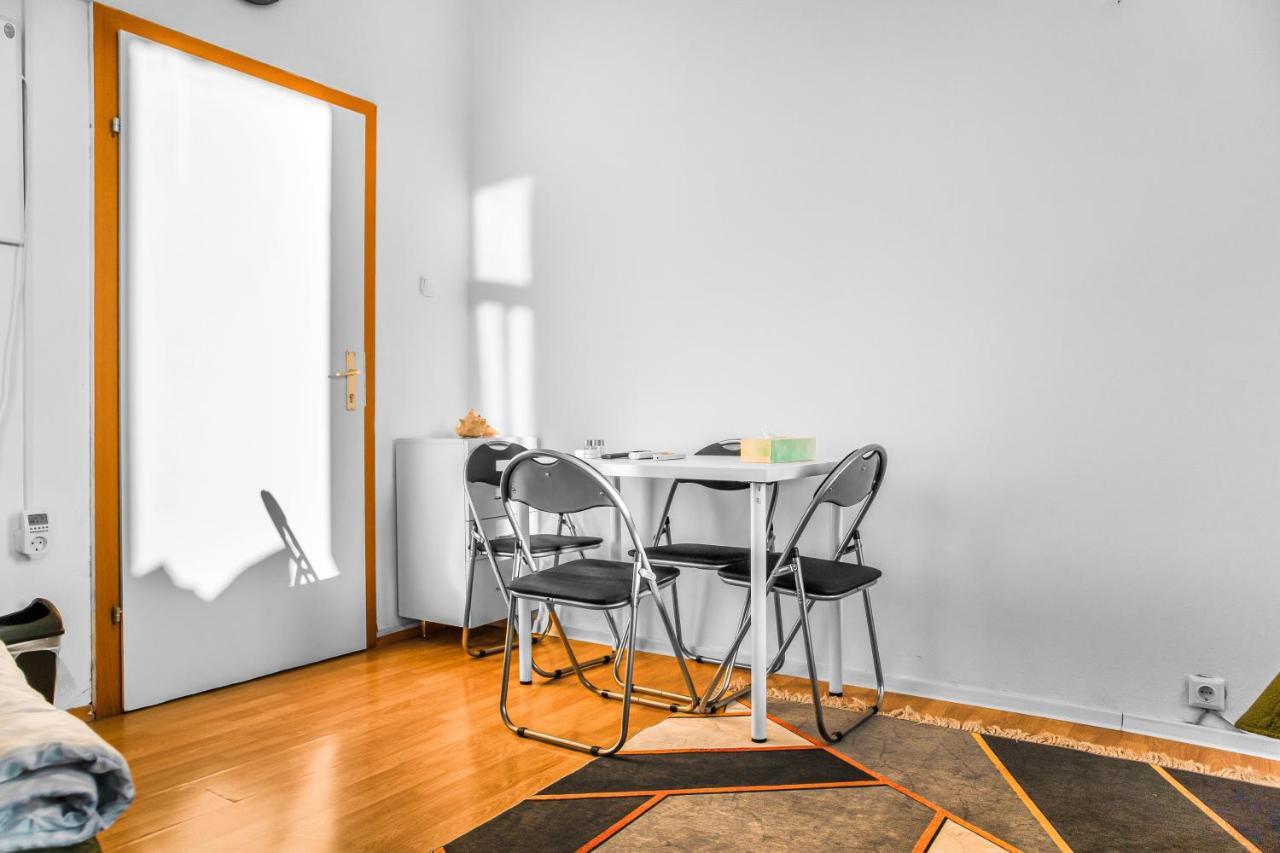 Joyful 2Br Shared Apt Near Millenium Tower & Danube River Vienne Extérieur photo