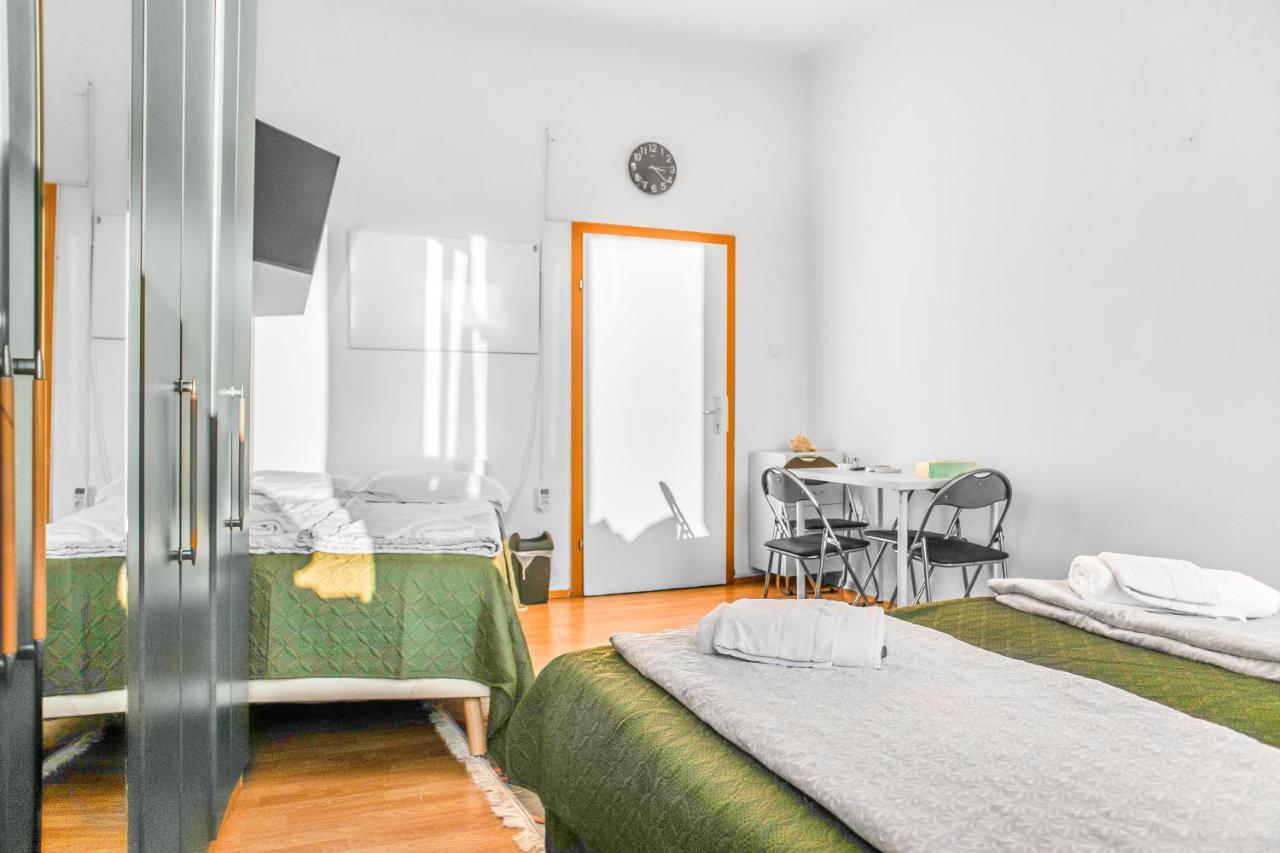 Joyful 2Br Shared Apt Near Millenium Tower & Danube River Vienne Extérieur photo