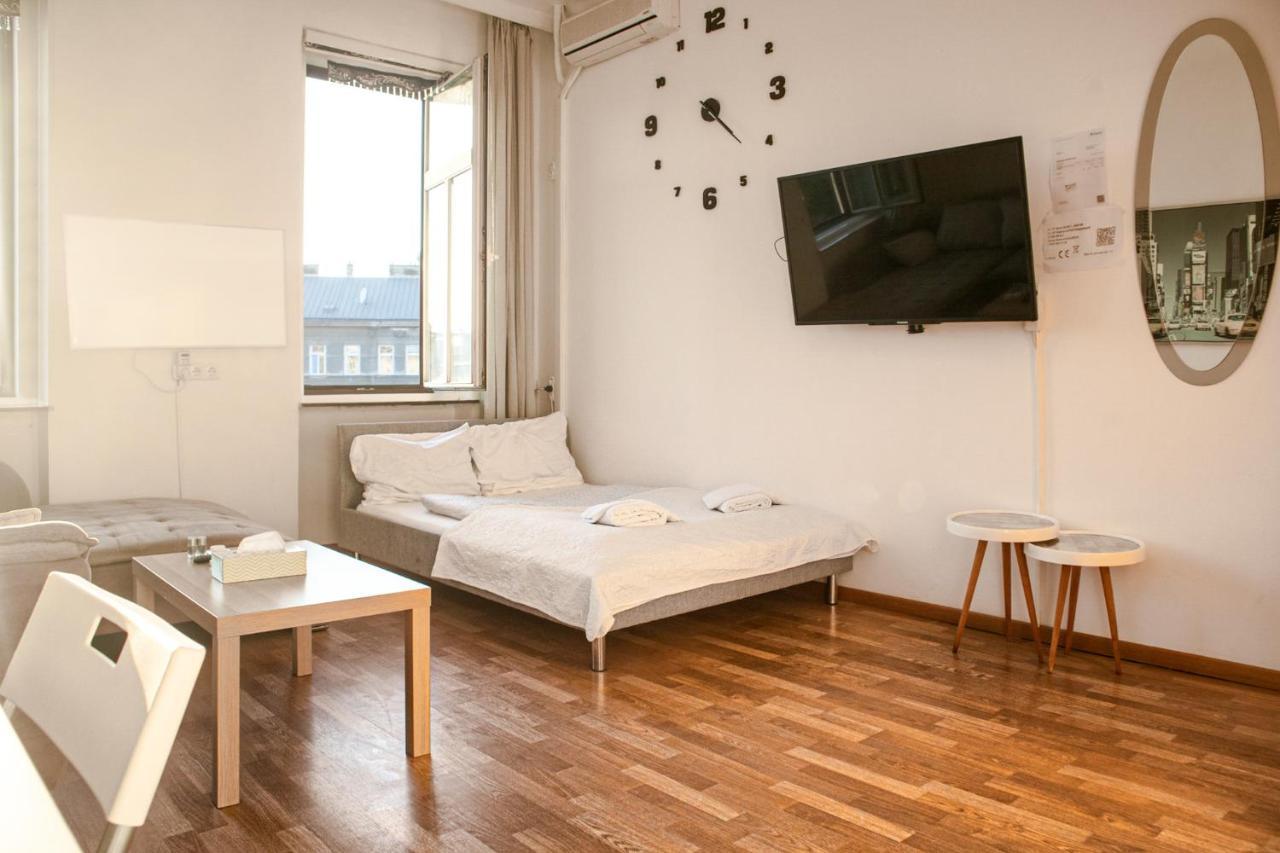 Joyful 2Br Shared Apt Near Millenium Tower & Danube River Vienne Extérieur photo