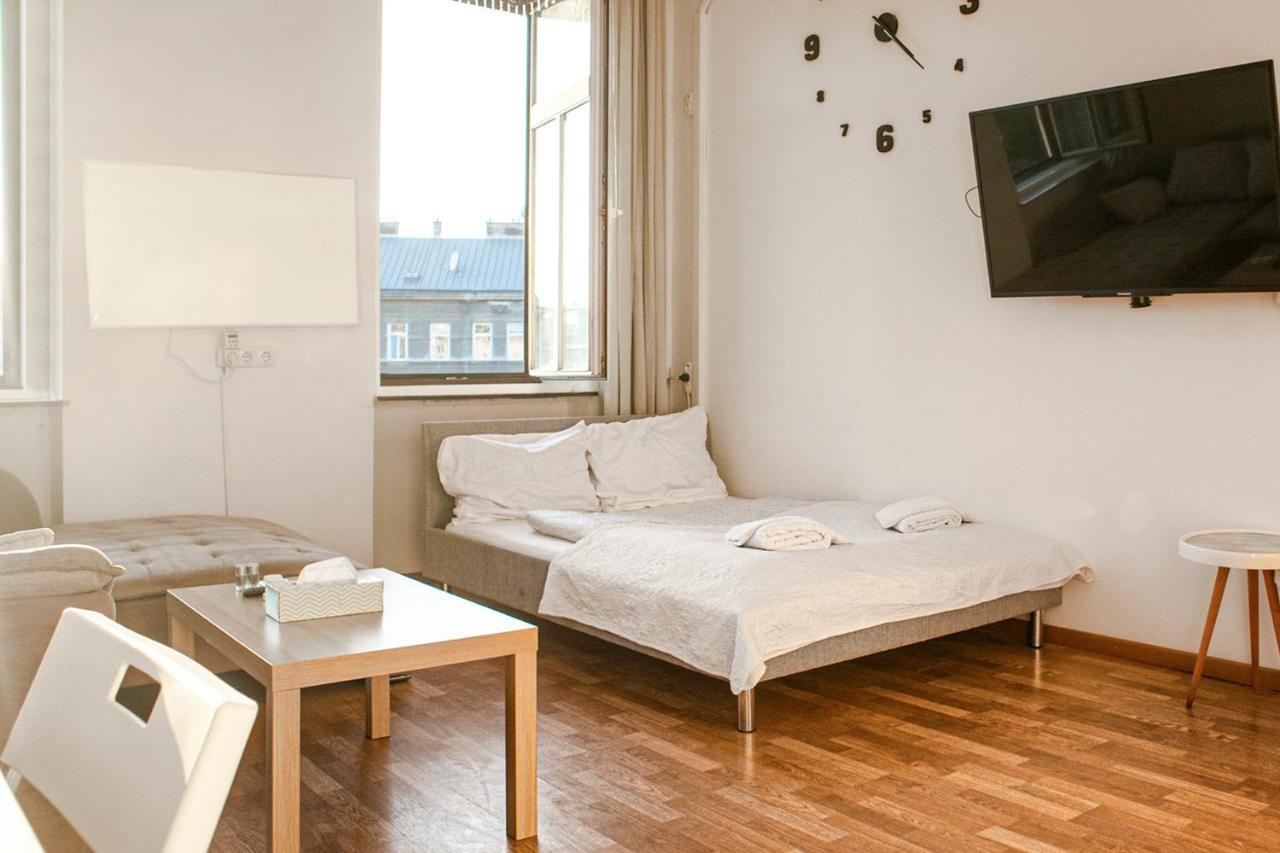 Joyful 2Br Shared Apt Near Millenium Tower & Danube River Vienne Extérieur photo