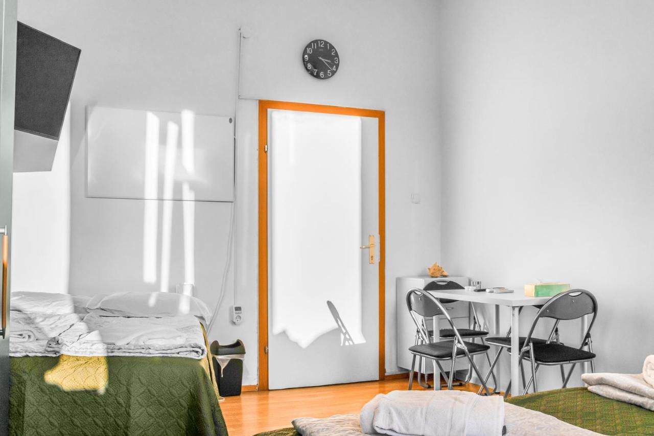 Joyful 2Br Shared Apt Near Millenium Tower & Danube River Vienne Extérieur photo